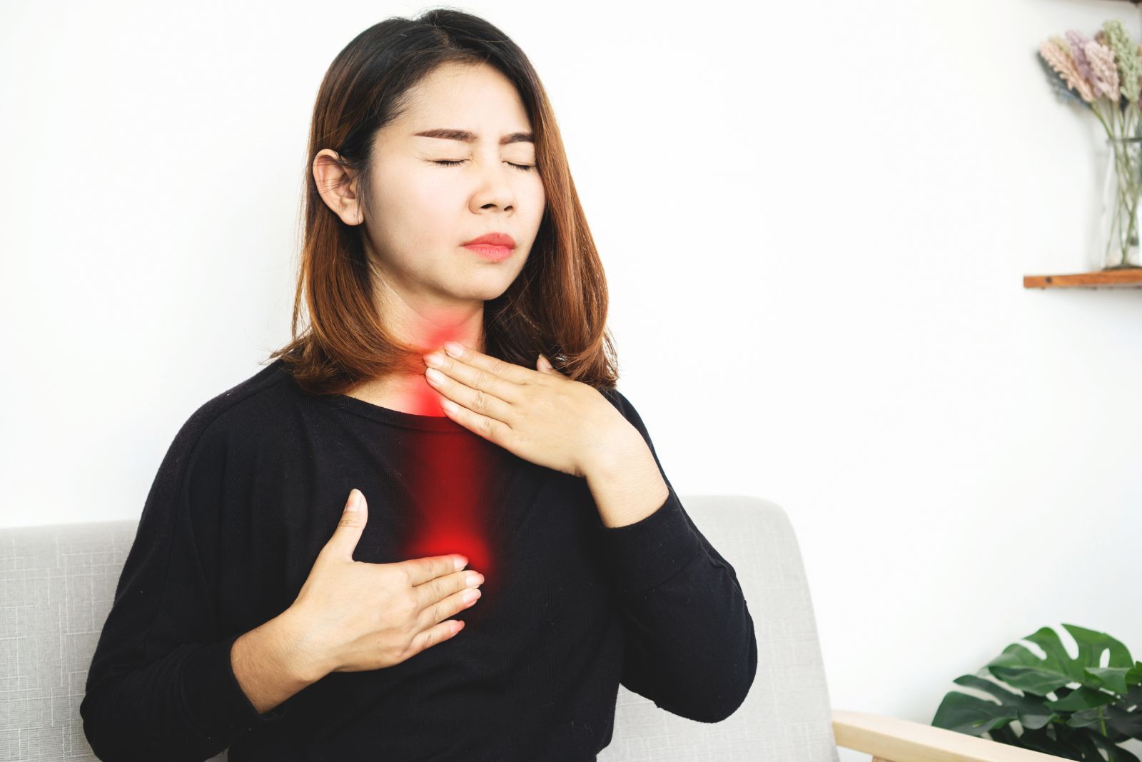 The Connection Between Acid Reflux and Throat Health